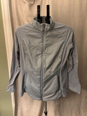 32 Degrees Women's Light Blue Packable Zip Rain Jacket